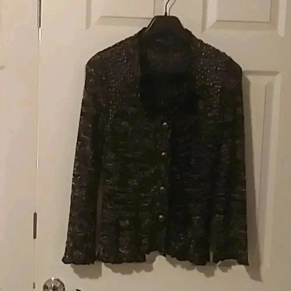 🌹BCBG cardigan with button and metal decorations - Picture 5 of 13